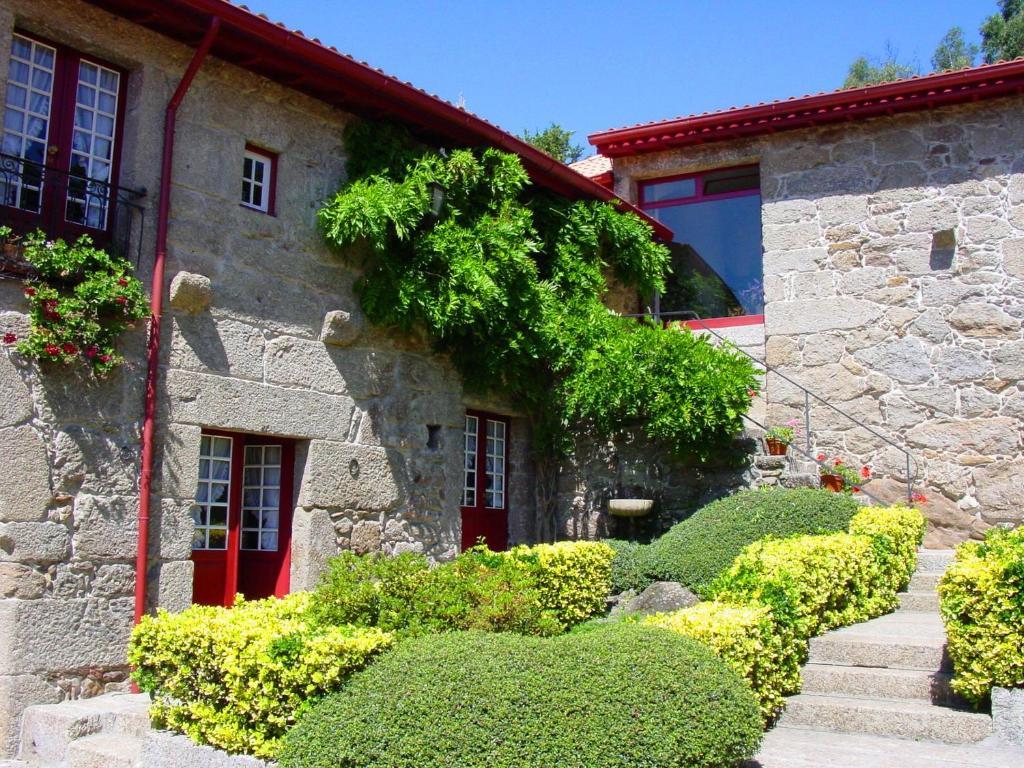 Гостевой дом Quinta De Cima De Eiriz Гимарайнш Экстерьер фото