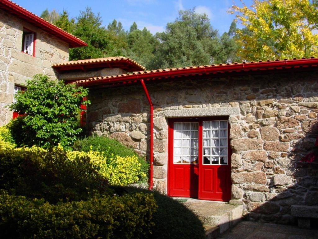Гостевой дом Quinta De Cima De Eiriz Гимарайнш Экстерьер фото